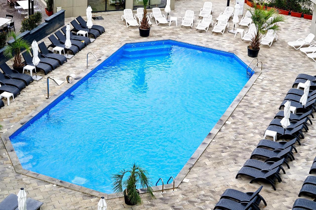 Berlin Luxury Apartment Spa N Pool Beach Resort Нэводари Экстерьер фото
